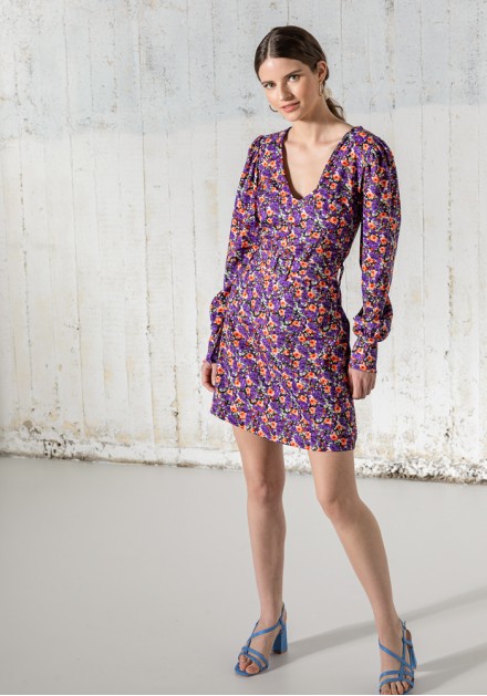 Φόρεμα floral με φουσκωτά μανίκια