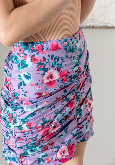 Φούστα floral με σούρες